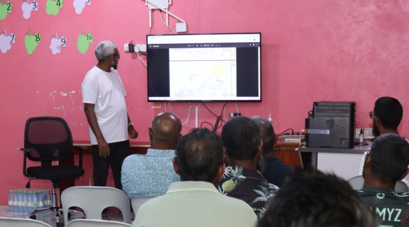 ބަނދަރުގައި ފެންހޮޅި އެޅުމާ ގުޅޭގޮތުން މަޝްވަރާކުރުން….